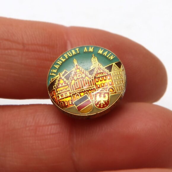 Vintage Frankfurt Am Main Enamelled Pin Germany Travel Europe Metal Blue Gold - Picture 3 of 4